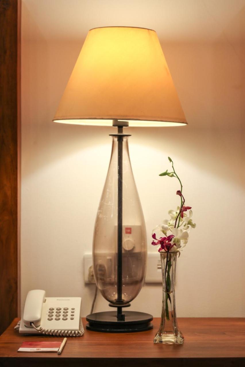 Manthila Hotel Anurâdhapura Extérieur photo